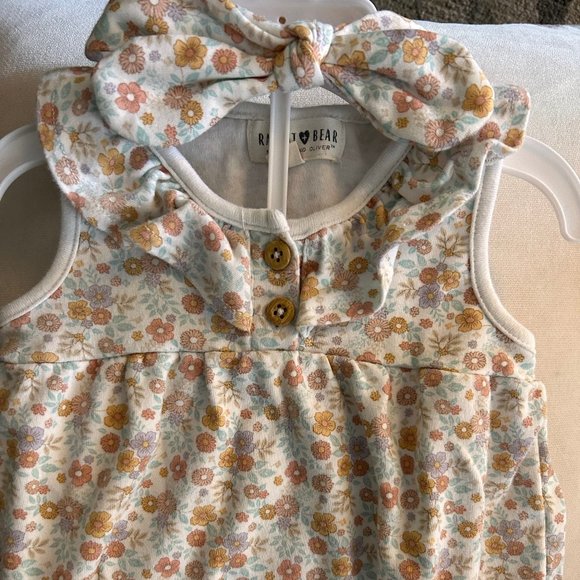 2 pack of baby rompers - Picture 2 of 5